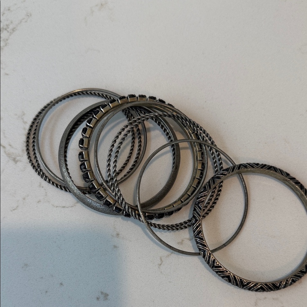 G by Guess Textured Silver Bangle Set